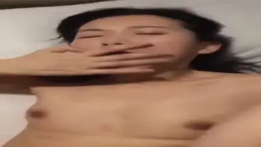 Bokep Indo Bungkus Chindo Jembutnya Lebat poster