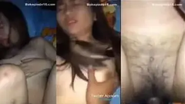 Bokep Indo Malu-malu Dientot Tapi Nagih Memek Basah poster
