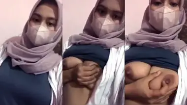 Bokep Jilbab Zilla Pap Payudara Montok Menggoda 2026 poster